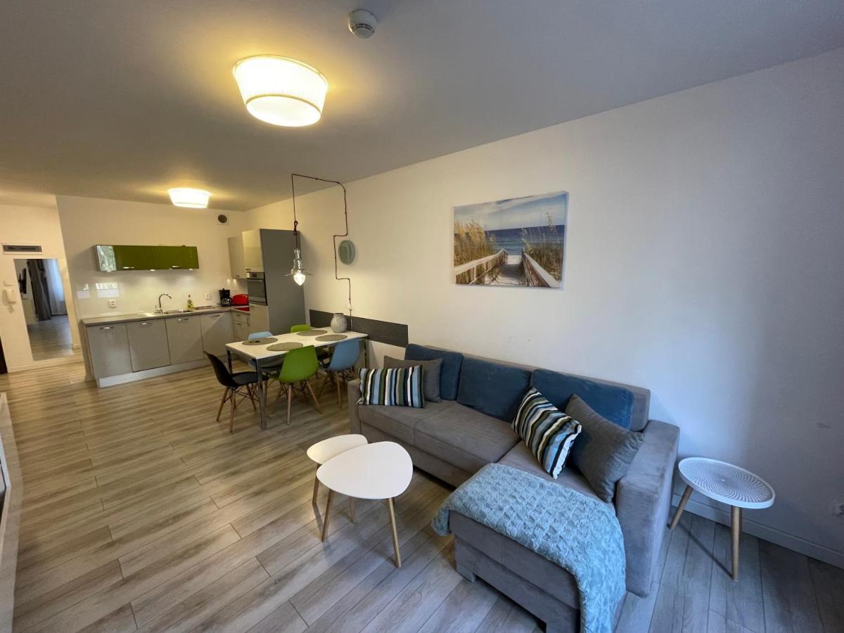 Apartament Polanki Kolobrzeg Z Podgrzewanym Basenem Екстер'єр фото
