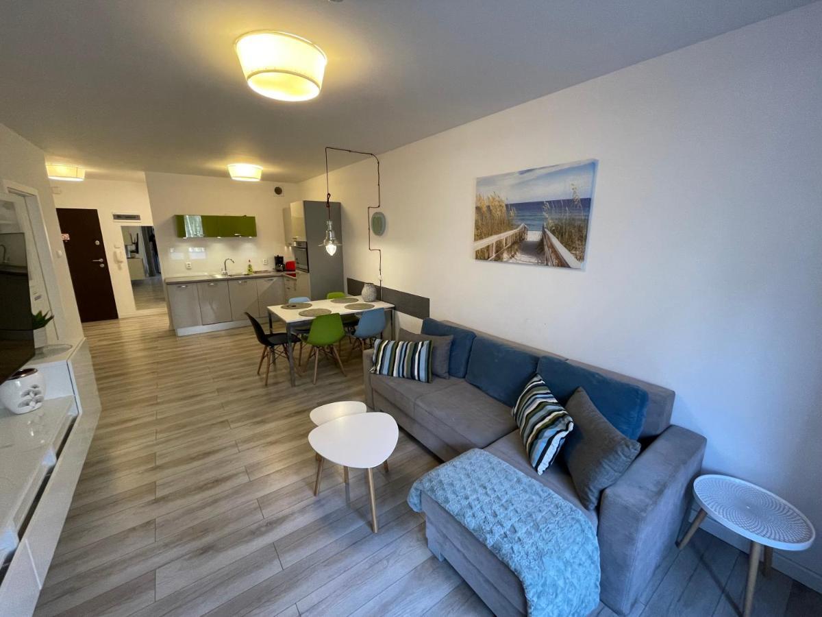 Apartament Polanki Kolobrzeg Z Podgrzewanym Basenem Екстер'єр фото