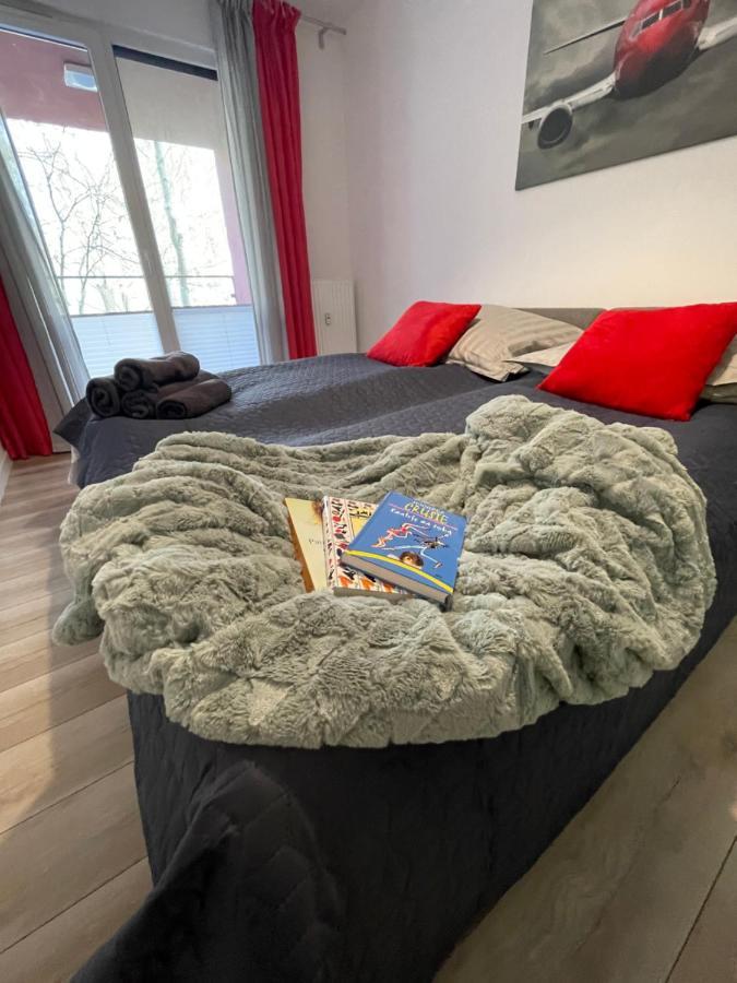 Apartament Polanki Kolobrzeg Z Podgrzewanym Basenem Екстер'єр фото